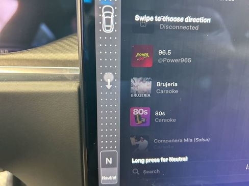 Used 2022 Tesla Model S Plaid image 10