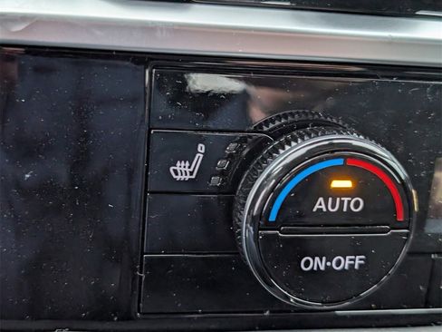 New 2025 Nissan Pathfinder SV image 14