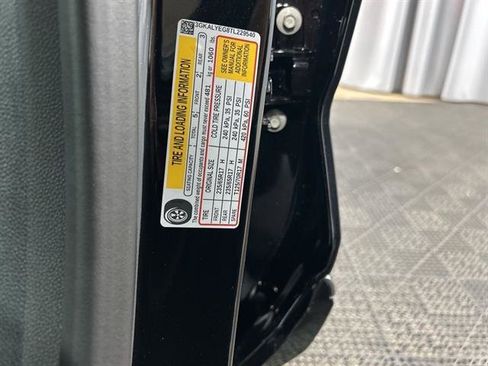 New 2026 GMC Terrain AT4 image 12