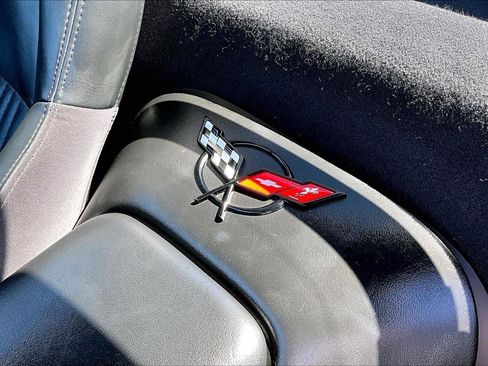 Used 2002 Chevrolet Corvette Z06 w/ Memory Pkg RWD image 37