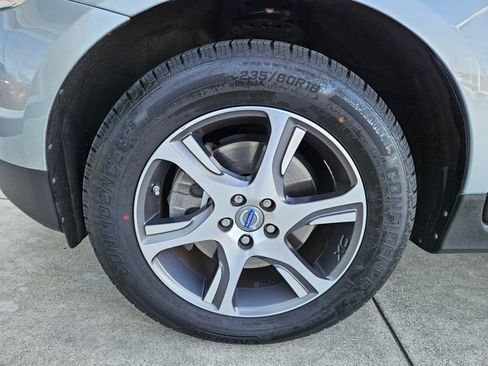 Used 2013 Volvo XC60 T6 image 9