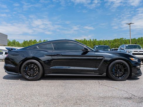 Certified 2020 Ford Mustang Shelby GT350 w/ Technology Package image 8
