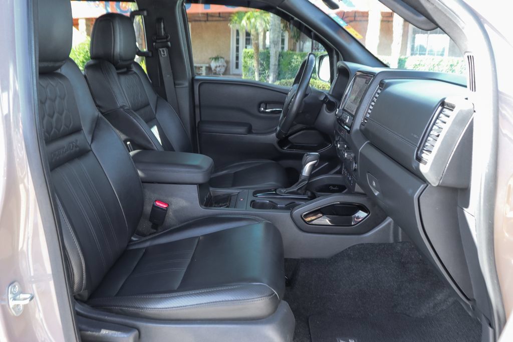 Used 2022 Nissan Frontier PRO-4X w/ Pro-4X Premium Package AWD/4WD image 41