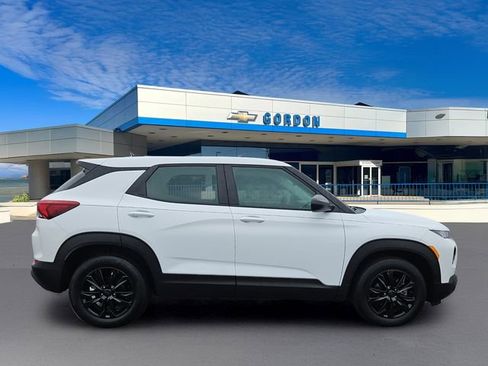 Used 2023 Chevrolet TrailBlazer LS image 5