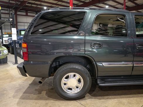 Used 2003 GMC Yukon SLT w/ 1SD Preferred Equipment Group AWD/4WD image 9