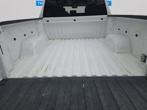 Used 2022 Chevrolet Silverado 1500 Custom image 12