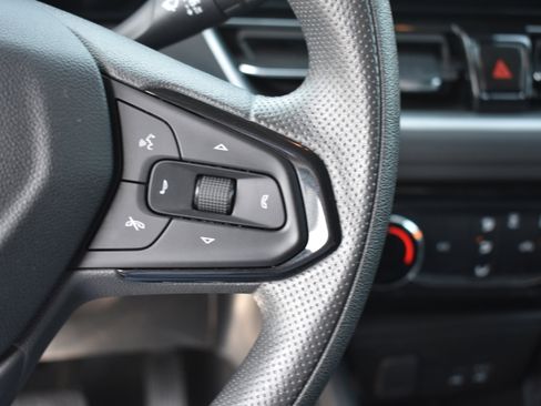 Used 2025 Chevrolet TrailBlazer LT image 14