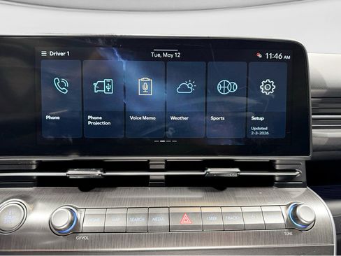 Used 2024 Hyundai Kona Limited FWD image 14