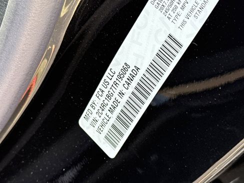 New 2026 Chrysler Pacifica Select image 28