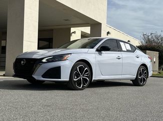 Used 2024 Nissan Altima 2.5 SR video 2