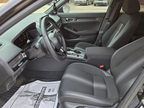 Used 2025 Honda Civic Sport image 22