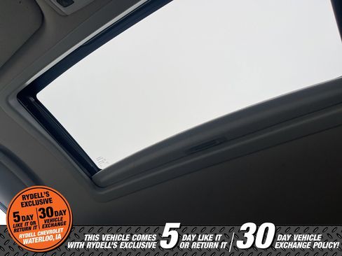 Used 2014 Toyota Sienna XLE image 47