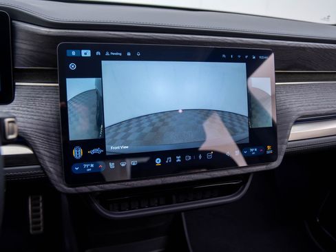 Used 2023 Rivian R1T Adventure image 31