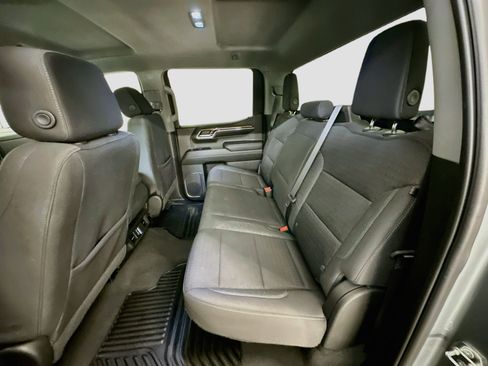 Used 2024 Chevrolet Silverado 1500 LT AWD/4WD image 28