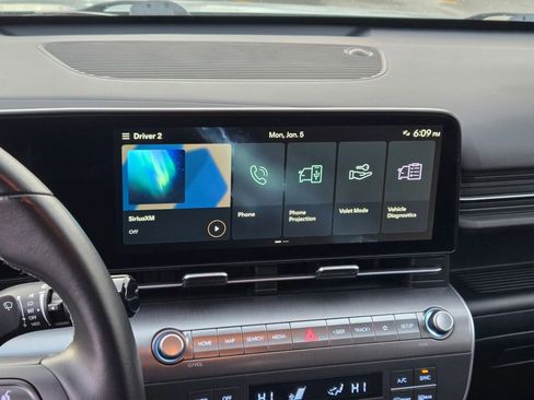 Certified 2024 Hyundai Kona SEL image 32