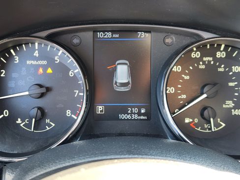 Used 2019 Nissan Rogue SV FWD image 10