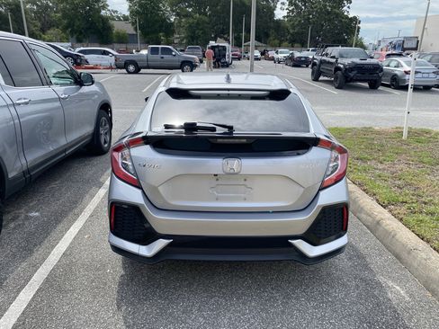 Used 2018 Honda Civic LX image 9