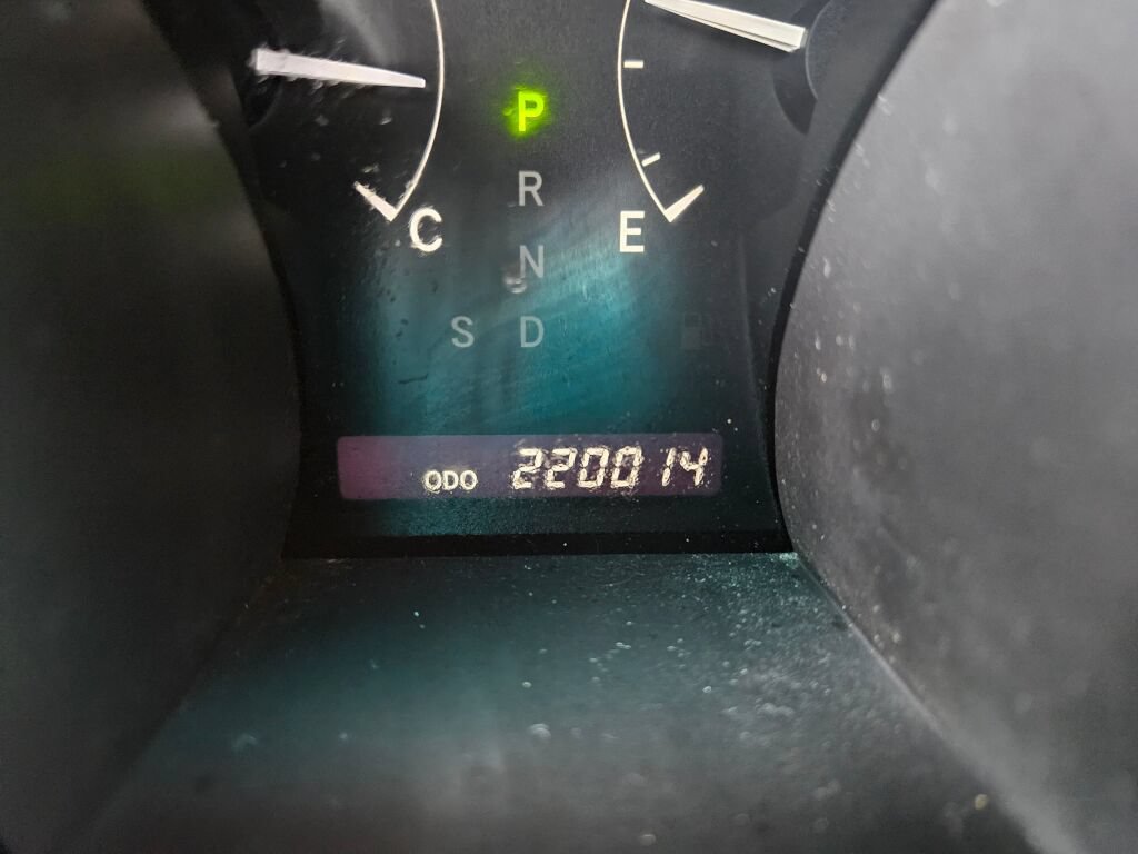 Used 2010 Toyota Highlander 4WD w/ Tow Pkg image 21