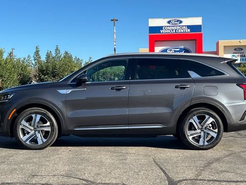 Used 2023 Kia Sorento SX Prestige image 6