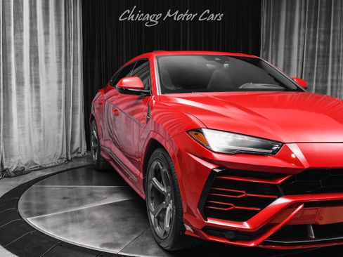 Used 2021 Lamborghini Urus AWD/4WD image 47
