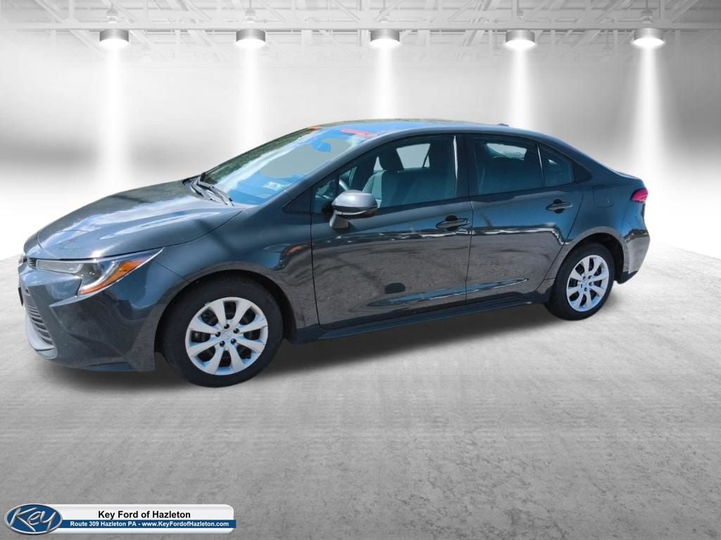 Used 2024 Toyota Corolla LE FWD image 7