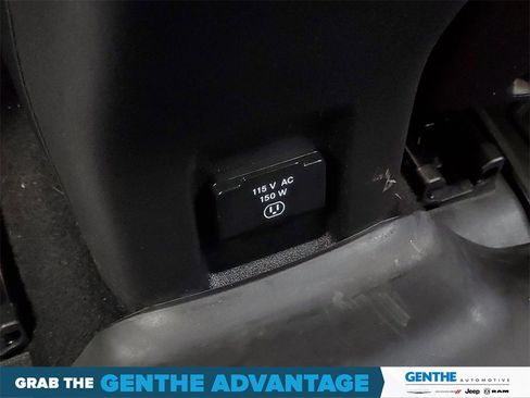 Used 2015 Jeep Renegade Trailhawk w/ Popular Equipment Group image 26