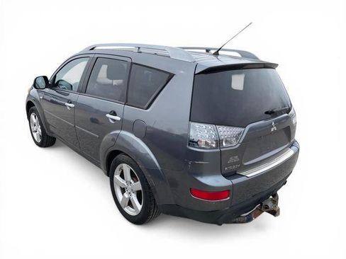 Used 2007 Mitsubishi Outlander XLS image 2