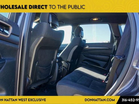 Used 2014 Jeep Grand Cherokee Laredo w/ 18" Wheel & 8.4" Radio Group image 20