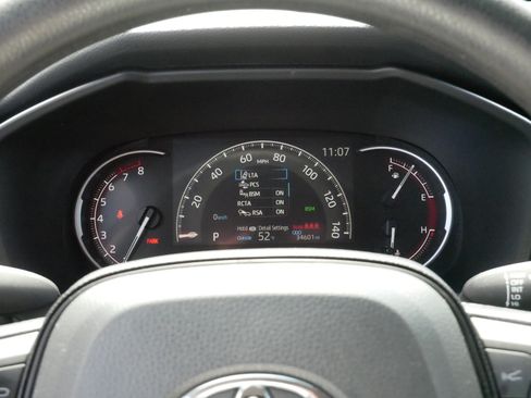 Certified 2025 Toyota RAV4 XLE AWD/4WD image 21