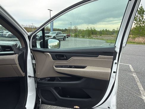 Used 2022 Honda Odyssey EX-L image 17