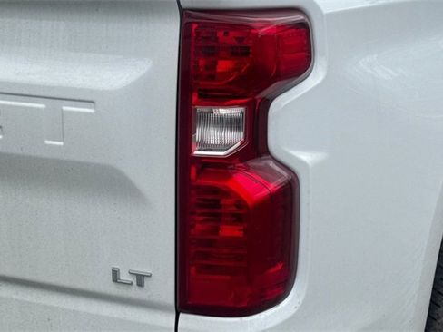 Used 2025 Chevrolet Silverado 1500 LT image 47