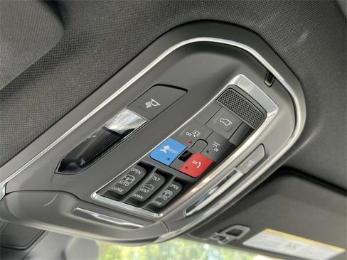 New 2025 Jeep Grand Cherokee Limited w/ Luxury Tech Group II image 32