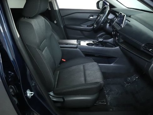 Used 2024 Nissan Rogue SV FWD image 33