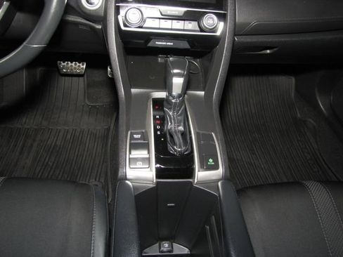 Used 2020 Honda Civic Sport image 15
