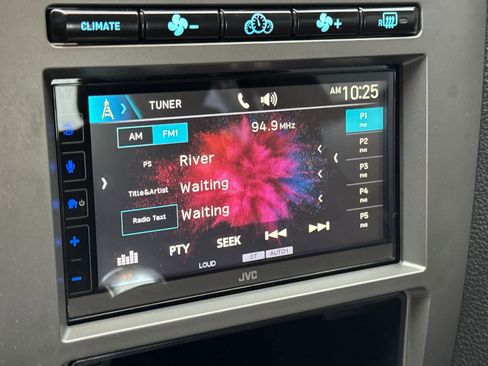 Used 2010 Ford Mustang GT image 17