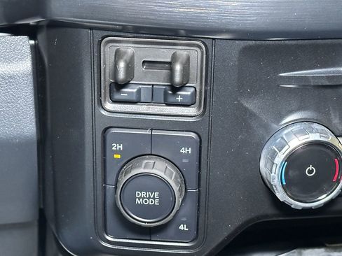 New 2026 Ford F250 Lariat image 27