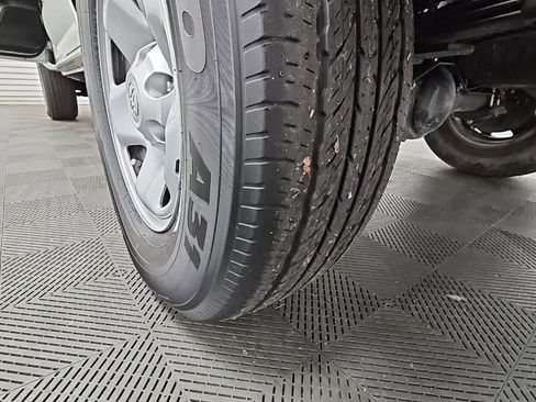 Used 2023 Toyota Tacoma SR image 39