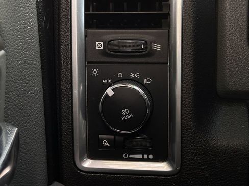 Used 2018 RAM 1500 Big Horn AWD/4WD image 23