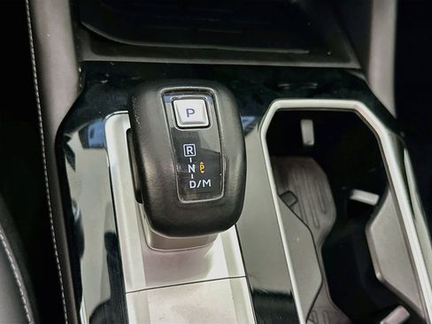 Used 2025 Mitsubishi Outlander SE AWD/4WD image 25