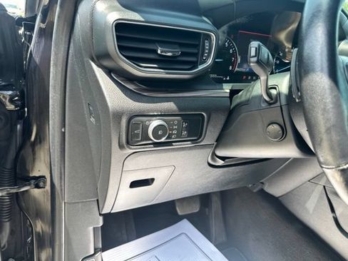Used 2020 Ford Explorer Limited RWD image 38
