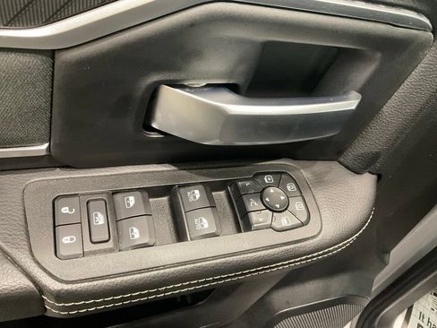 Used 2026 RAM 2500 Big Horn AWD/4WD image 7