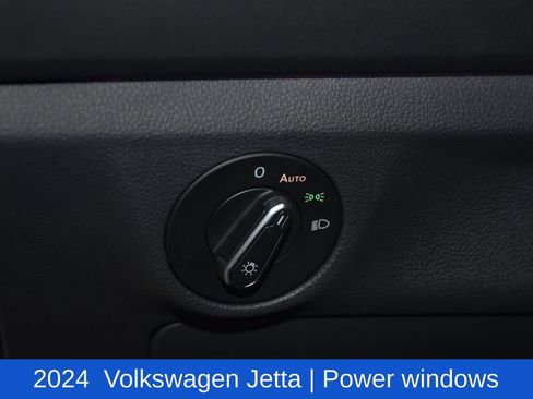 Used 2024 Volkswagen Jetta SEL FWD image 9