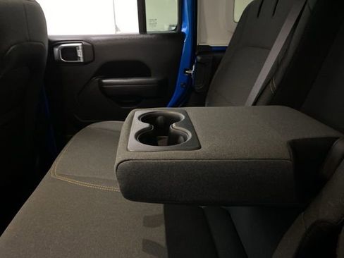 Used 2024 Jeep Wrangler Unlimited image 70