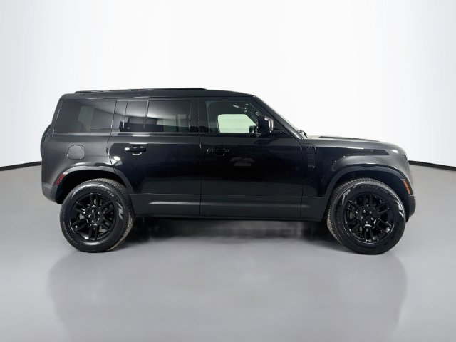 New 2026 Land Rover Defender 110 S AWD/4WD image 4