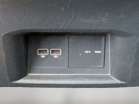 Used 2019 Volkswagen Atlas SEL R-Line AWD/4WD image 33