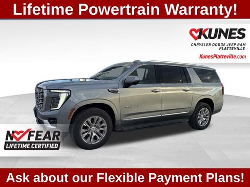 Used 2025 GMC Yukon XL Denali AWD/4WD image 7