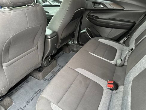 Used 2023 Chevrolet TrailBlazer LT w/ Convenience Package FWD image 11