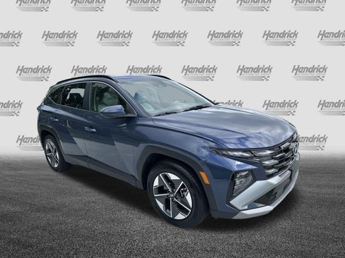 Used 2025 Hyundai Tucson SEL FWD image 2