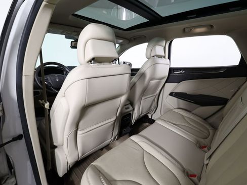 Used 2017 Lincoln MKC Reserve w/ Lincoln MKC Climate Package image 13