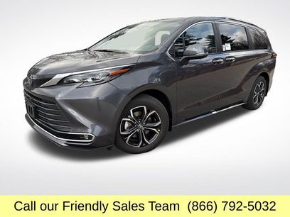 New 2025 Toyota Sienna Platinum
